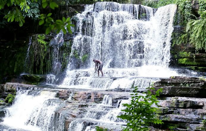 Fuller Falls, Yabraso, Bono East