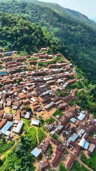 Shiare, the Hanging Village, Oti, Oti